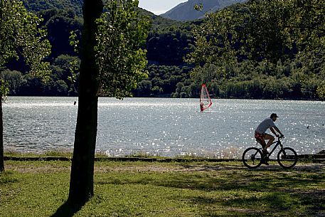 Mini Yacht race at Cavazzo lake